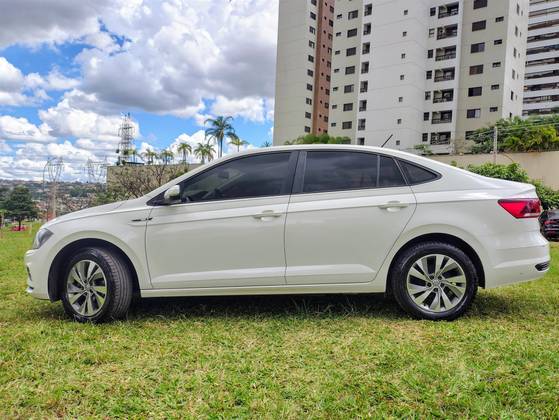 VOLKSWAGEN VIRTUS 1.6 MSI TOTAL FLEX AUTOMÁTICO